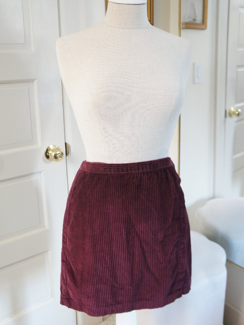 Abercrombie & Fitch Burgundy Red Corduroy Wrap Skirt Size Medium